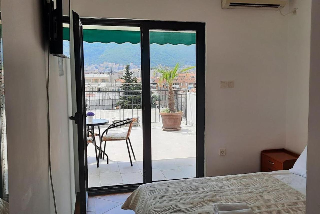 Villa Lutovac Будва Екстериор снимка