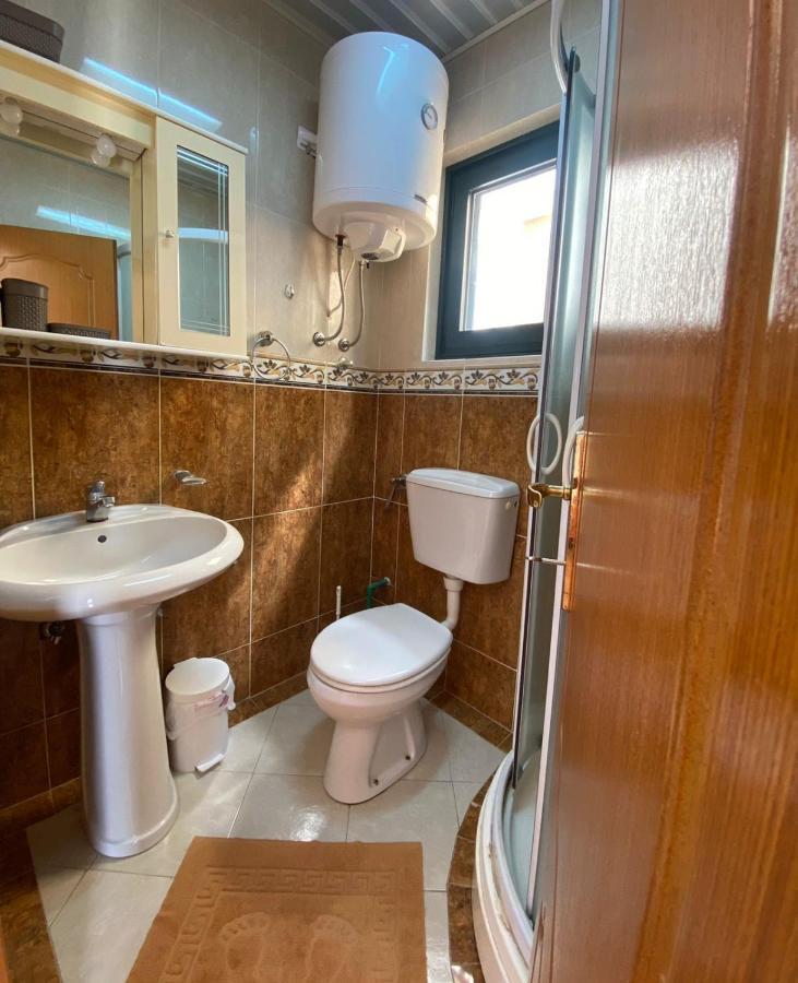 Villa Lutovac Будва Екстериор снимка